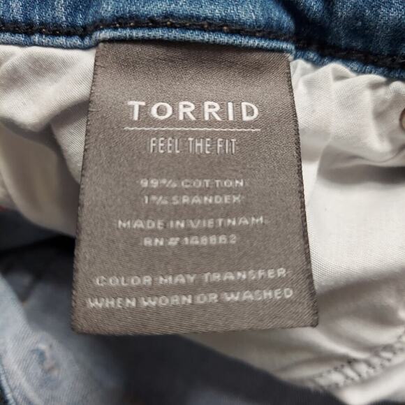 Torrid Women's Plus Size Boyfriend Straight Leg Vintage Stretch Distressed Jeans - Picture 8 of 9